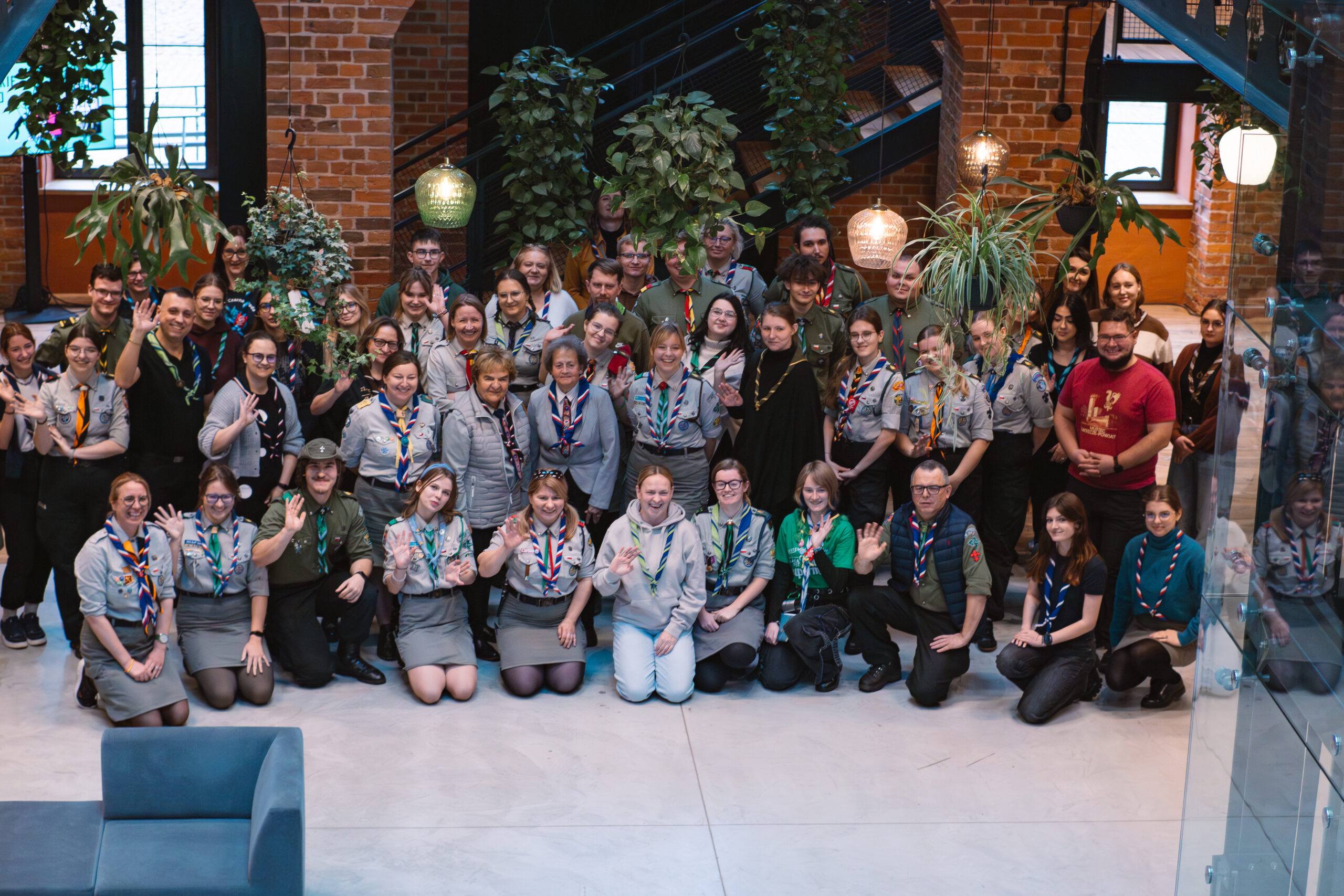 Zdjęcie grupowe uczestników konferencji